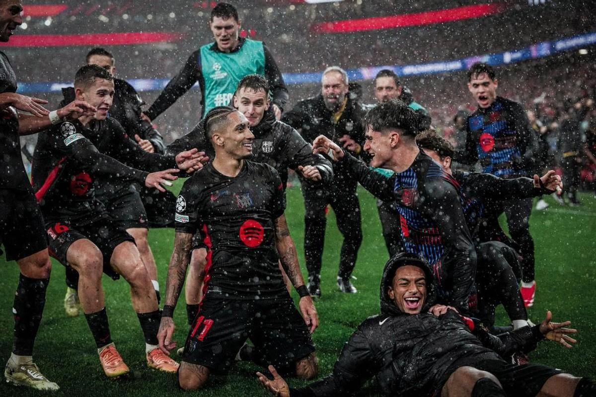 巴萨战胜劲敌勇士，晋级之路畅通无阻！的简单介绍